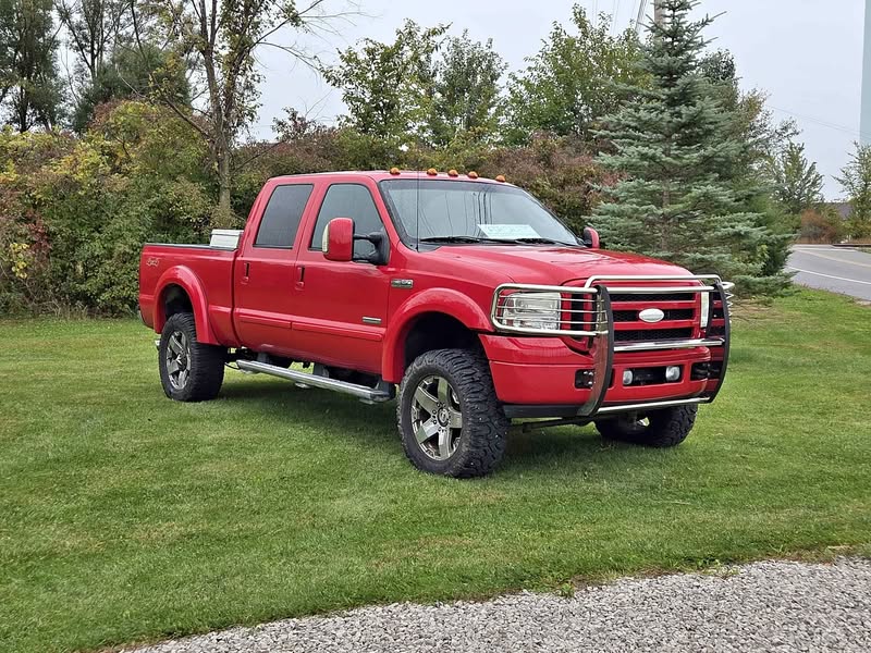 2006 Ford F350 Super Duty Crew Cab - XLT Pickup 4D 6 3\/4 ft