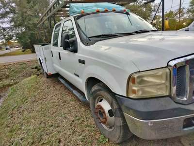 2005 Ford F350 Super Duty Crew Cab