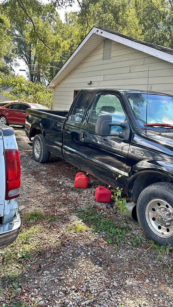 1999 Ford E250 Super Duty Cargo