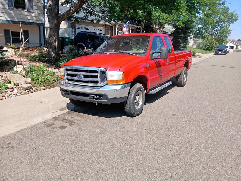 1999 Ford F250 Super Duty Super Cab - XLT Pickup 4D 8 ft