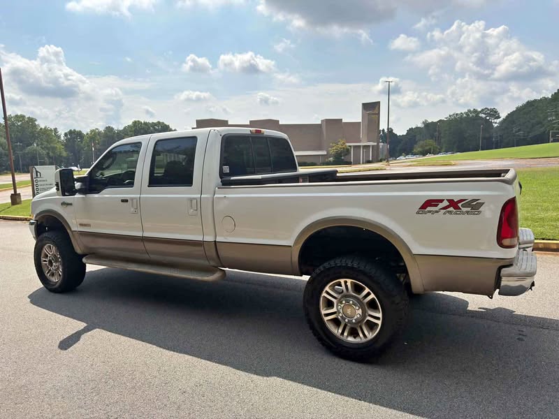 2004 Ford F350 Super Duty Crew Cab - King Ranch Pickup 4D 8 ft