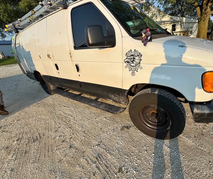 2007 Ford E250 Super Duty Cargo - Van 3D