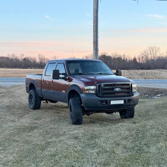 2006 Ford F250 Super Duty Crew Cab - XLT Pickup 4D 6 3\/4 ft