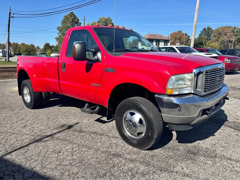 2004 Ford F350 Super Duty Regular Cab - XLT Pickup 2D 8 ft