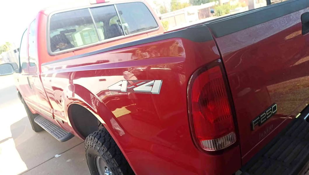 1999 Ford F250 Super Duty Super Cab - Short Bed