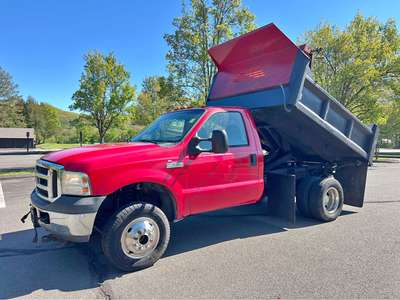 2006 Ford F350 Super Duty Regular Cab & Chassis - 165\