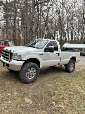 2006 Ford F350 Super Duty Regular Cab - XLT Pickup 2D 8 ft