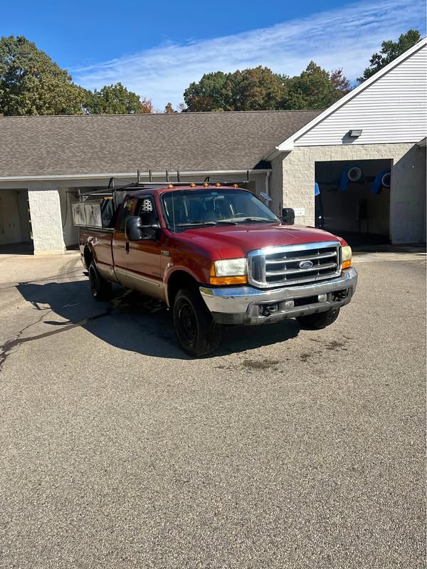 1999 Ford F250 Super Duty Super Cab - Lariat Pickup 4D 8 ft