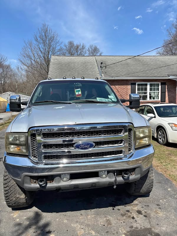 1999 Ford F350 Super Duty Crew Cab - XLT Pickup 4D 6 3\/4 ft