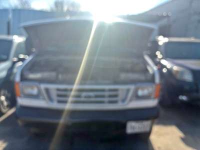 2007 Ford E250 Super Duty Cargo - Extended Van 3D