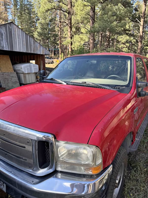 1999 Ford F350 Super Duty Crew Cab - Lariat Pickup 4D 8 ft