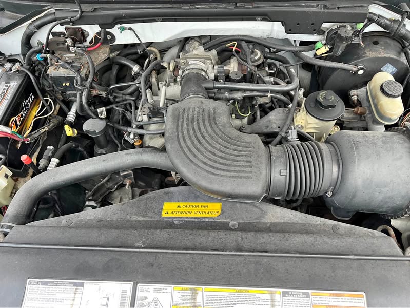 1999 Ford E250 Super Duty Cargo - Van 3D
