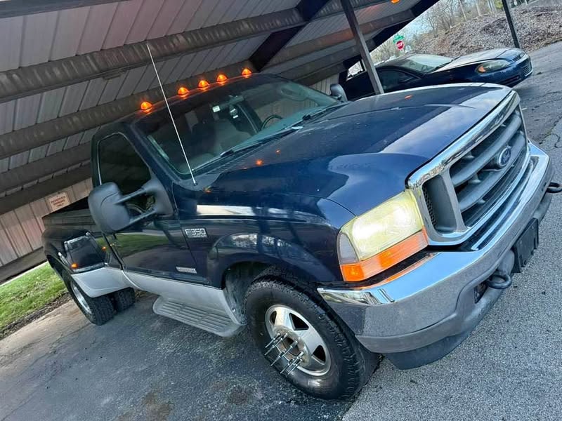 2004 Ford F350 Super Duty Super Cab - XL Pickup 4D 6 3\/4 ft