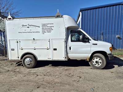 2004 Ford E350 Super Duty Cargo - Commercial Van 3D