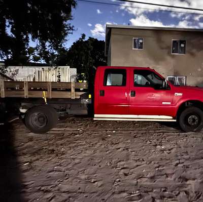 2003 Ford E350 Super Duty Passenger