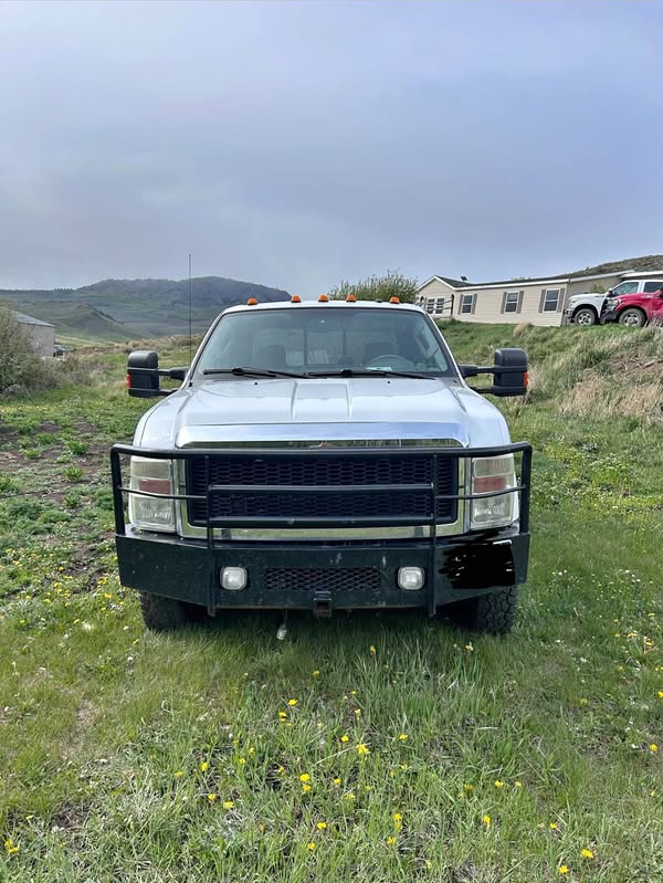 2007 Ford F350 Super Duty Crew Cab - Lariat Pickup 4D 8 ft