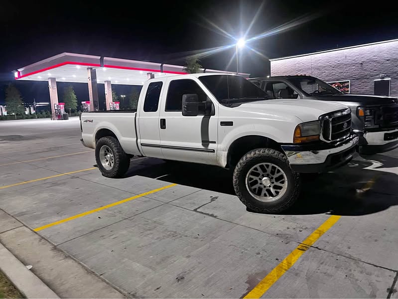 1999 Ford F250 Super Duty Super Cab - Lariat Pickup 4D 6 3\/4 ft