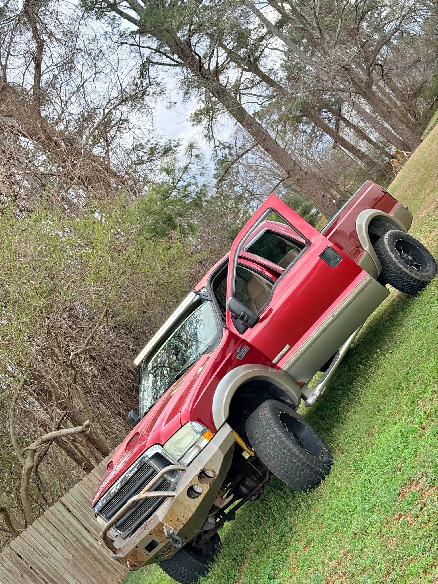 2003 Ford F350 Super Duty Crew Cab - Lariat Pickup 4D 8 ft