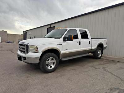 2005 Ford F350 Super Duty Crew Cab - Lariat Pickup 4D 6 3\/4 ft