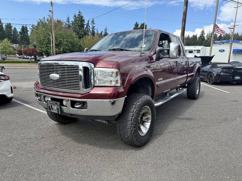 2006 Ford F-350 Super Duty Lariat 4dr Crew Cab 4WD LB