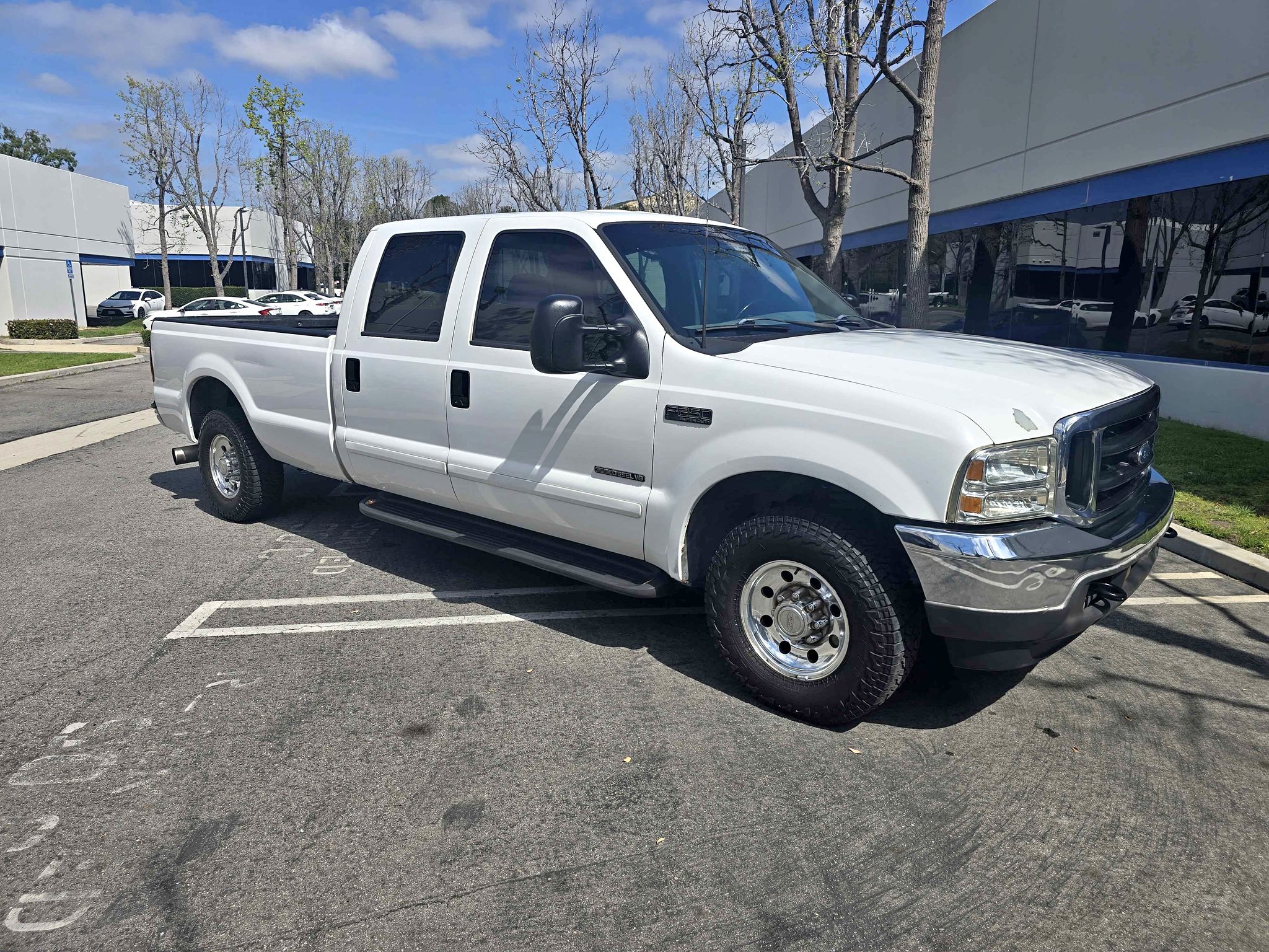 2002 Ford F250 Super Duty Crew Cab - XLT Pickup 4D 8 ft