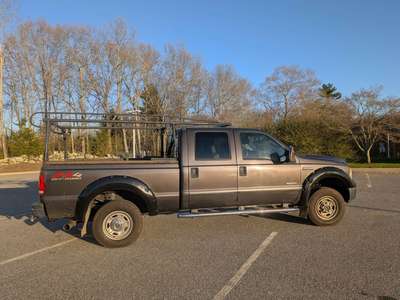 2006 Ford F350 Super Duty Super Cab & Chassis - Lariat Cab & Chassis 4D