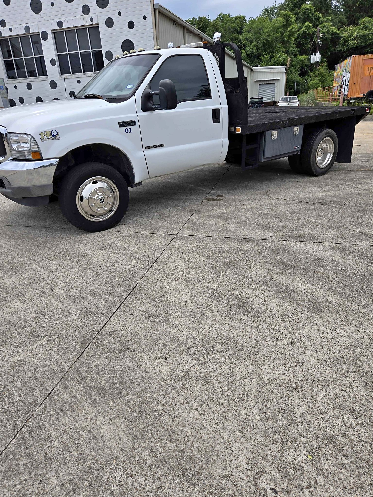 2001 Ford F550 Super Duty Regular Cab & Chassis - Cab & Chassis 2D