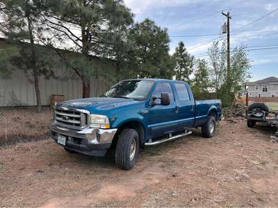 2002 Ford F350 Super Duty Crew Cab - XLT Pickup 4D 8 ft