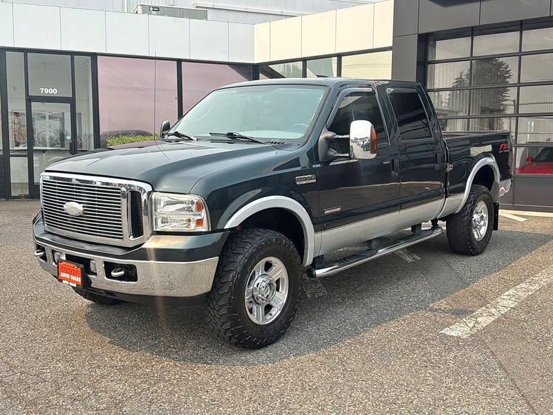 2006 Ford F-350 Super Duty Lariat 4dr Crew Cab 4WD SB