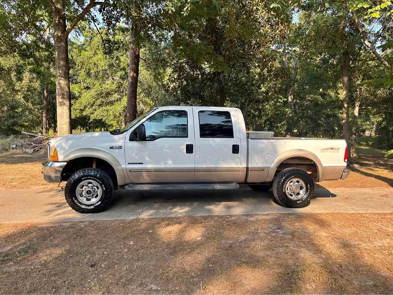 1999 Ford F250 Super Duty Crew Cab - Lariat Pickup 4D 6 3\/4 ft