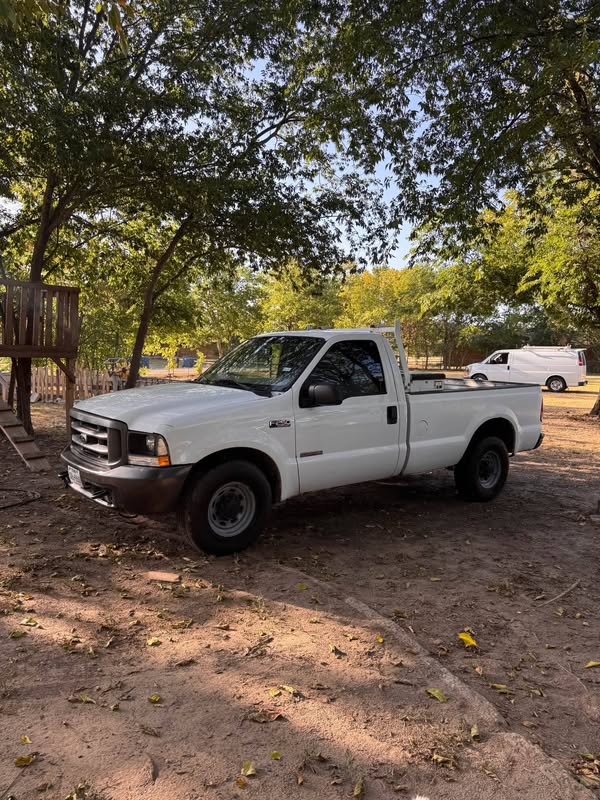 2004 Ford F250 Super Duty Regular Cab - .