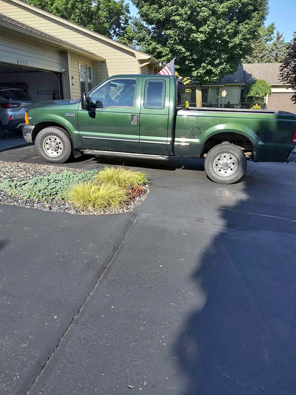 1999 Ford F250 Super Duty Super Cab - XLT Pickup 4D 6 3\/4 ft