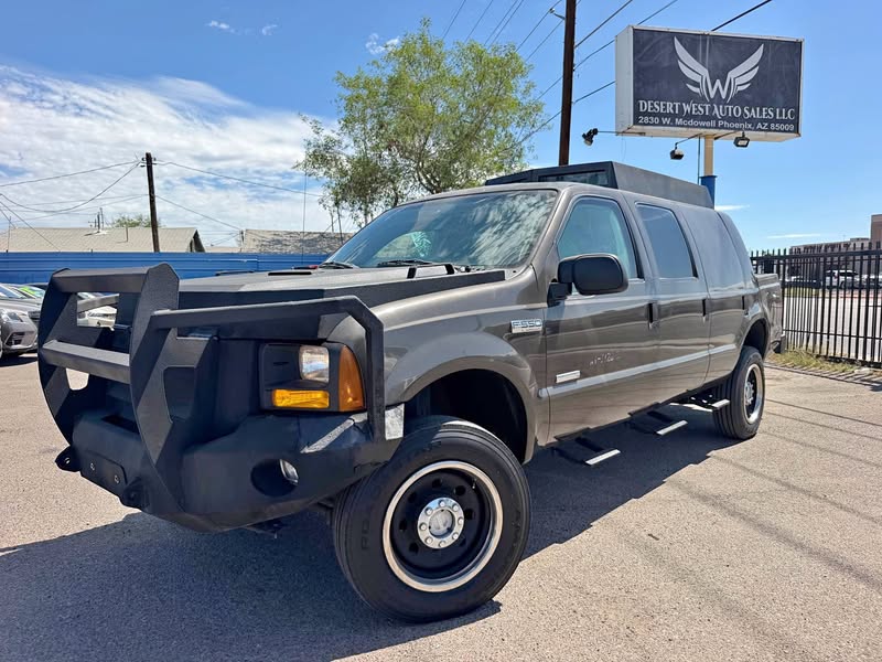2007 Ford F350 Super Duty Crew Cab - Lariat Pickup 4D 8 ft