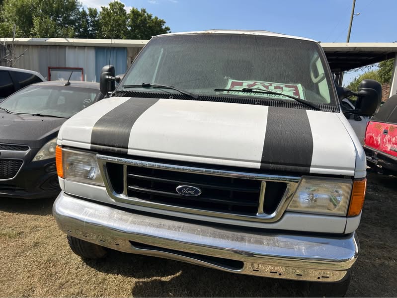2007 Ford E250 Super Duty Cargo - Van 3D