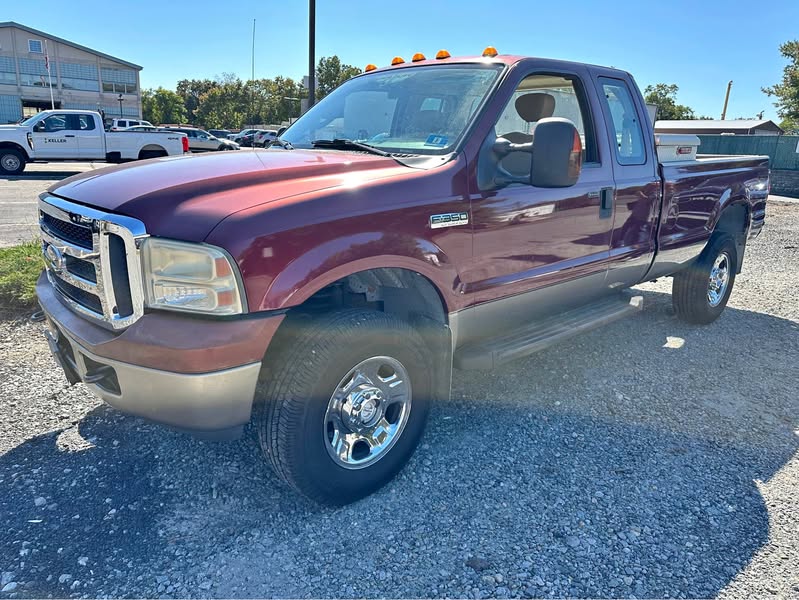 2007 Ford F350 Super Duty Super Cab - XLT Pickup 4D 8 ft