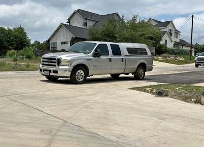 2007 Ford F250 Super Duty Crew Cab - XLT Pickup 4D 8 ft