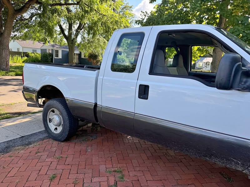 2005 Ford F250 Super Duty Super Cab XLT