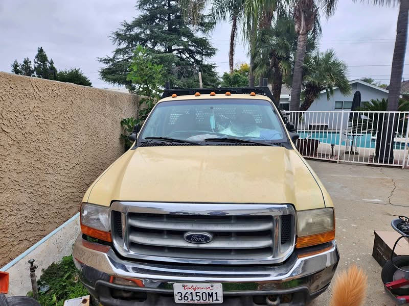 1999 Ford E350 Super Duty Cargo