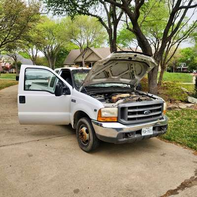 1999 Ford F350 Super Duty Crew Cab - Long Bed