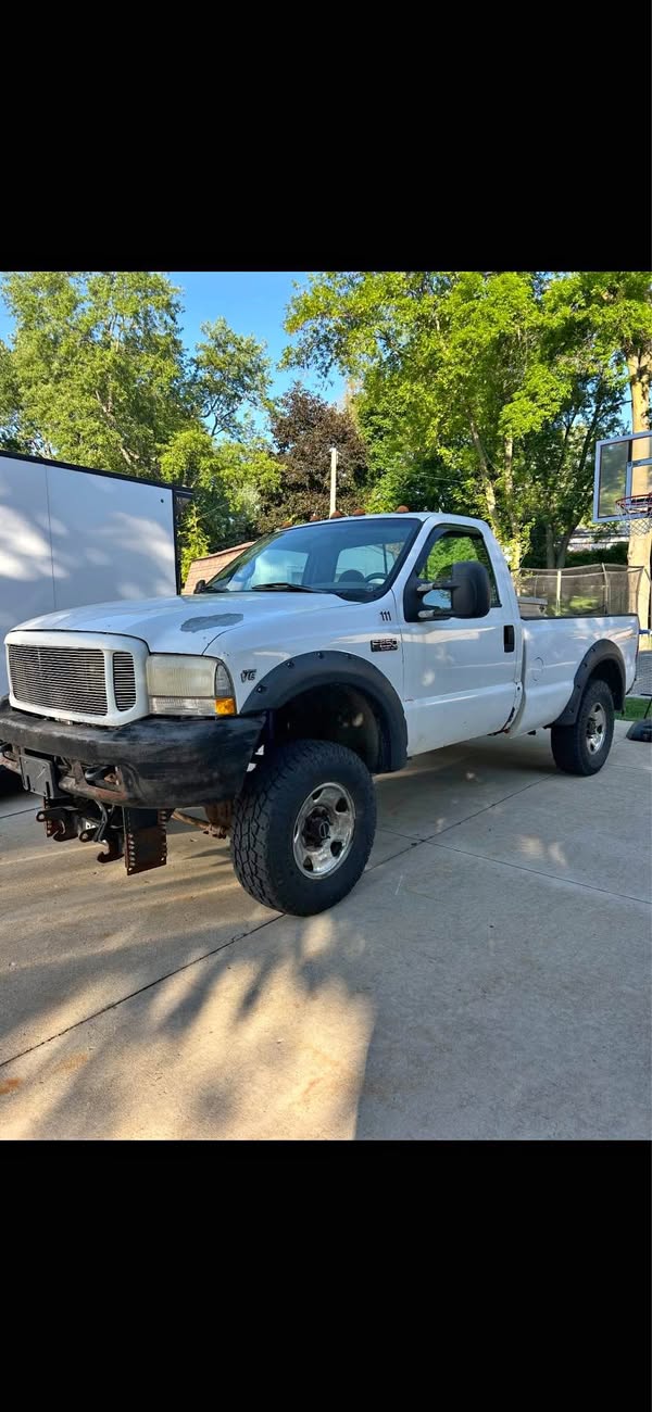 1999 Ford F250 Super Duty Regular Cab - XL Pickup 2D 8 ft