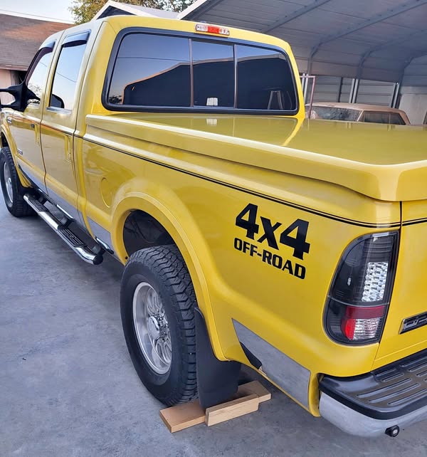 2005 Ford f250 super duty xlt 4wd 6.0l turbo diesel