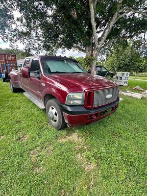 1999 Ford F350 Super Duty Crew Cab - King Ranch Pickup 4D 8 ft