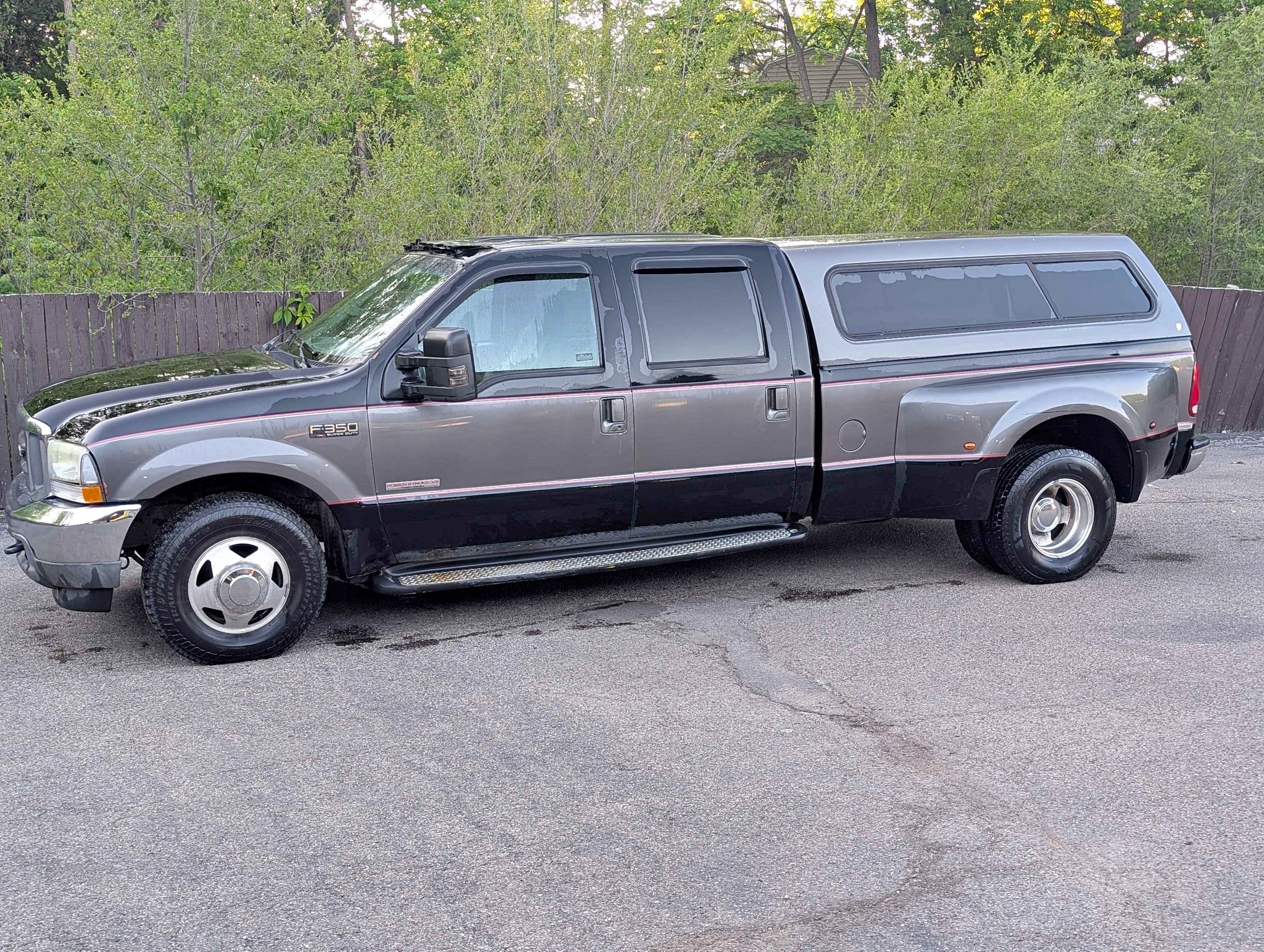 2003 Ford F350 Super Duty Crew Cab - Lariat Pickup 4D 6 3\/4 ft