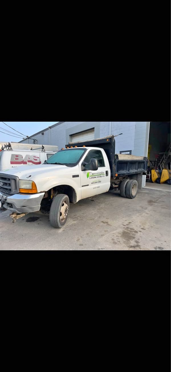 2001 Ford F450 Super Duty Regular Cab & Chassis