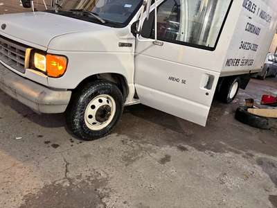 1999 Ford E350 Super Duty Cargo - Commercial Extended Van 3D