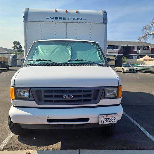 2005 Ford E350 Super Duty Cutaway - Van Cab-Chassis 2D