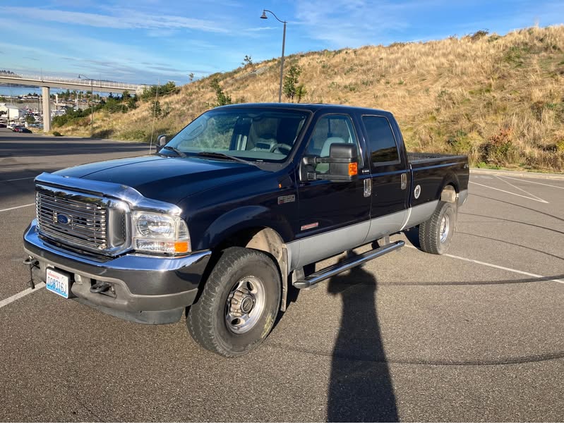 2004 Ford F350 Super Duty Crew Cab Lariat Pickup 4D 8 ft