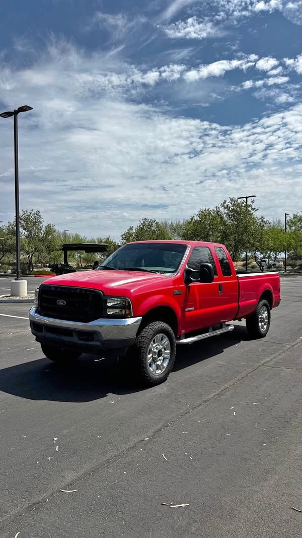 2004 Ford F250 Super Duty Crew Cab - XLT Pickup 4D 8 ft