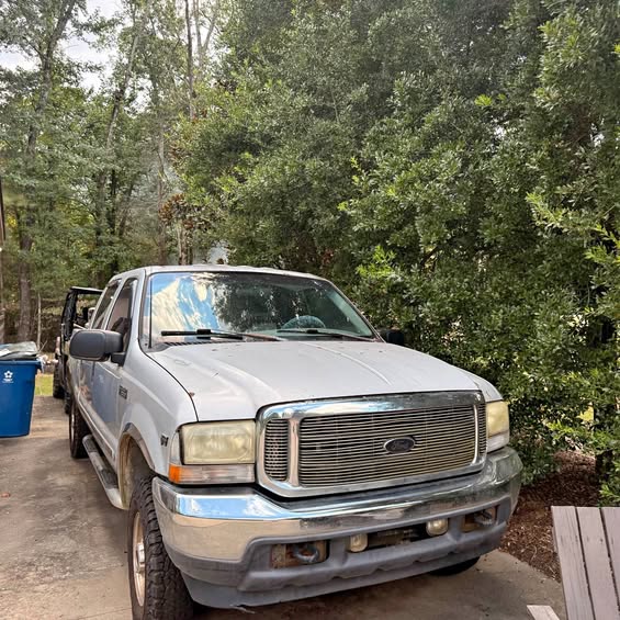 2002 Ford F250 Super Duty Crew Cab - XLT