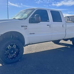 2005 Ford f-350 super duty lariat crew cab - long bed - 4x4 - srw